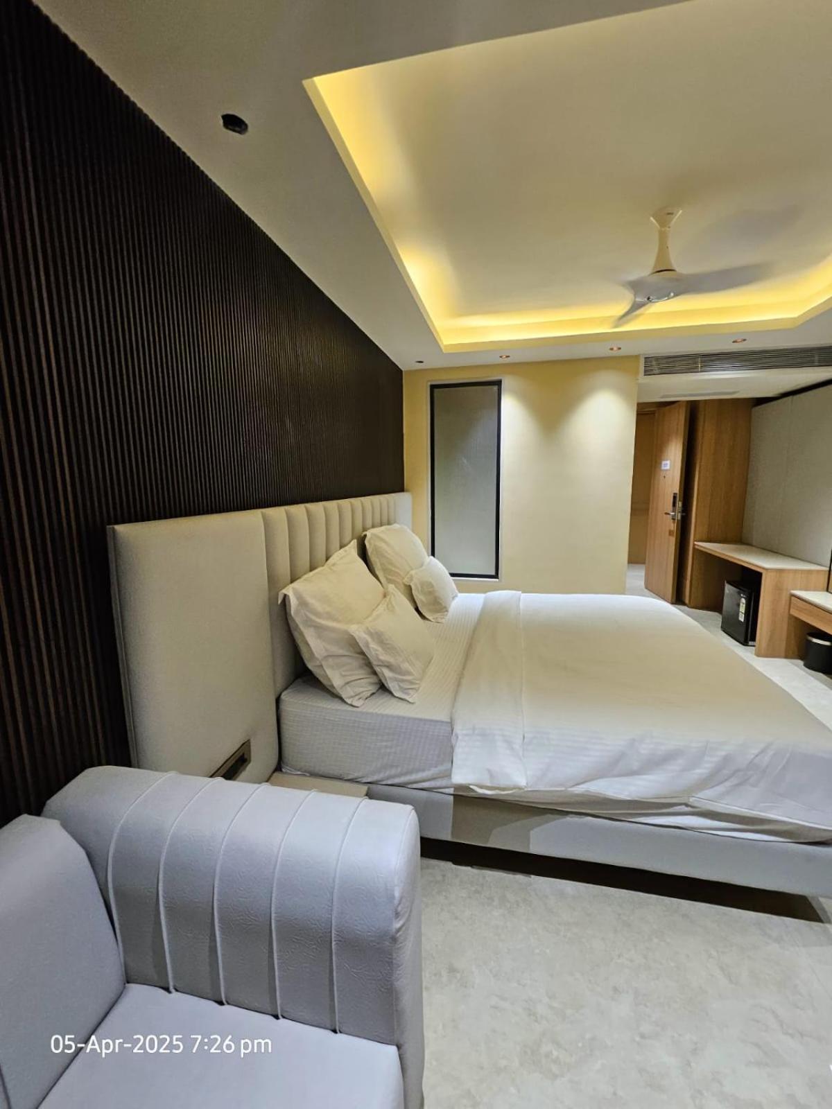 The Grand Suncity Hotel & Resorts بوبال المظهر الخارجي الصورة