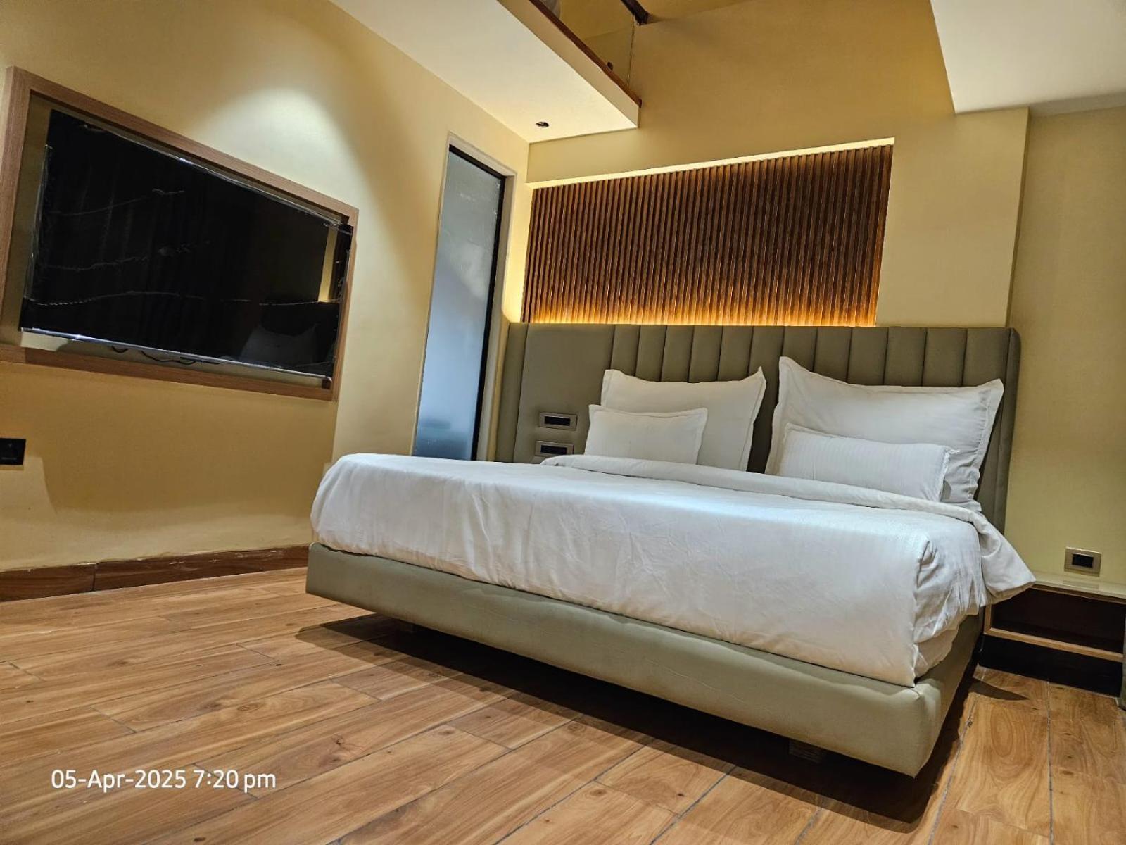 The Grand Suncity Hotel & Resorts بوبال المظهر الخارجي الصورة