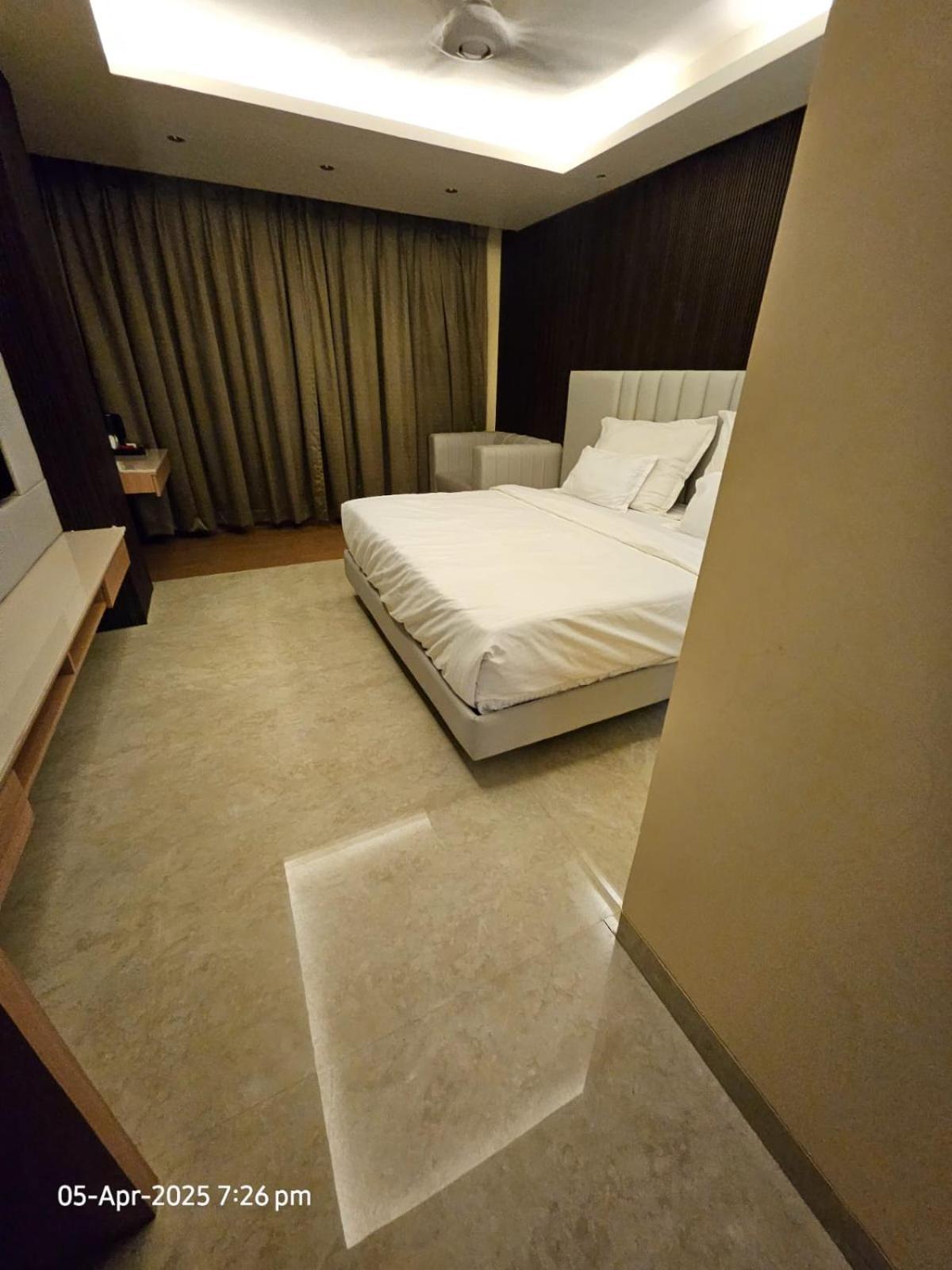 The Grand Suncity Hotel & Resorts بوبال المظهر الخارجي الصورة